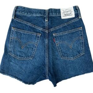 Levi’s Premium Ribcage Straight Denim Cutoff Shorts Raw Hem High Rise Sz 27
